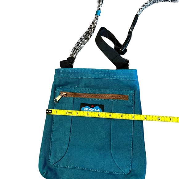 💚Kavu Keepalong Crossbody Bag - Picture 13 of 13